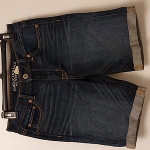 NWT American Eagle Women's Skinny Bermuda Shorts Size 10